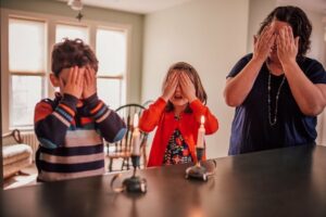 Engaging Families on Shabbat